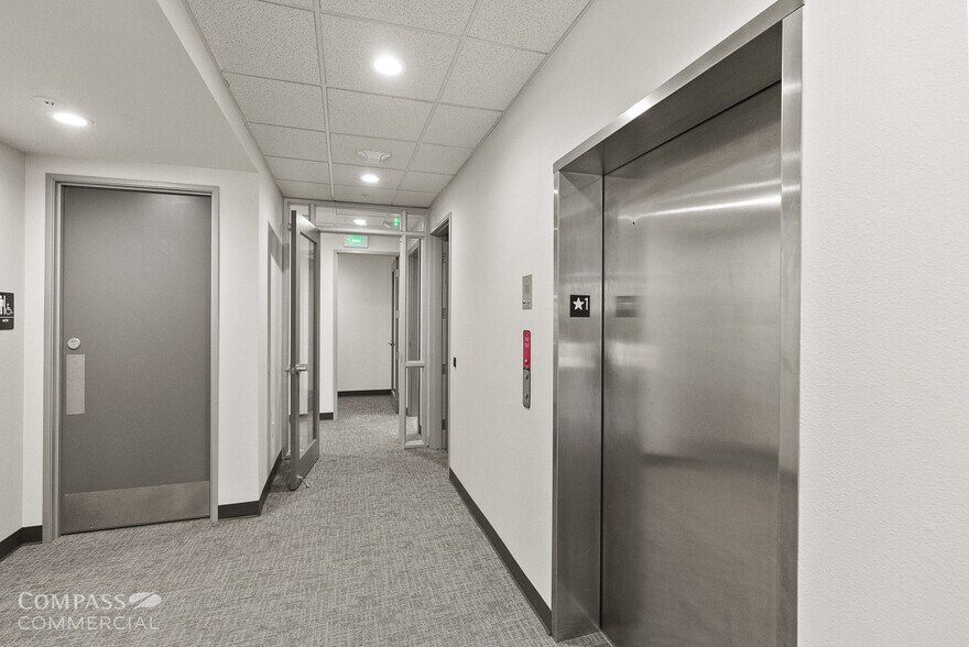 More Photos Of 123 SW Columbia St, Bend Office For Lease