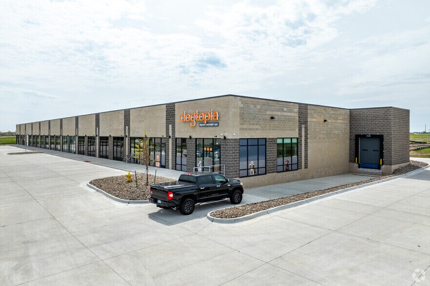 More Photos Of 1500 NW Gettysburg Ln, Waukee Light Distribution For Lease