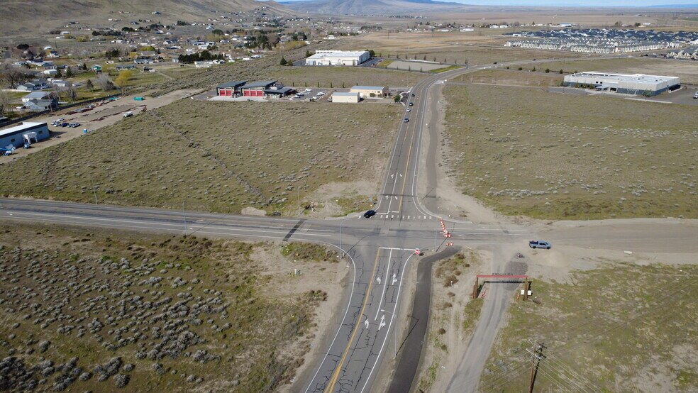 More Photos Of Van Giesen Street, West Richland Land For Sale