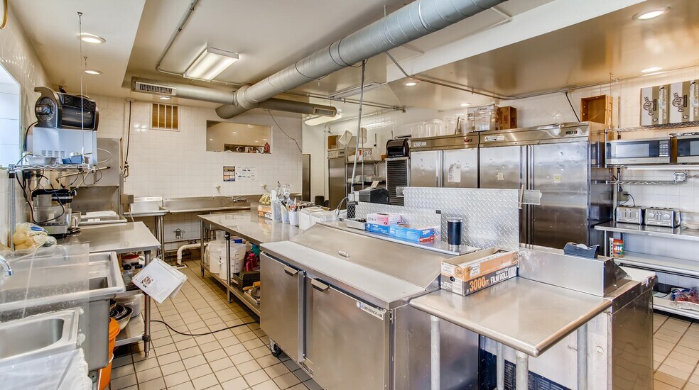 More Photos Of 2 S Main St, Elburn Storefront Retail Residential For Sale