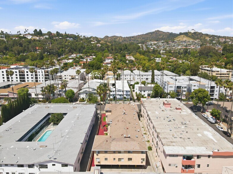 More Photos Of 5408 Russell Ave, Los Angeles Apartments For Sale
