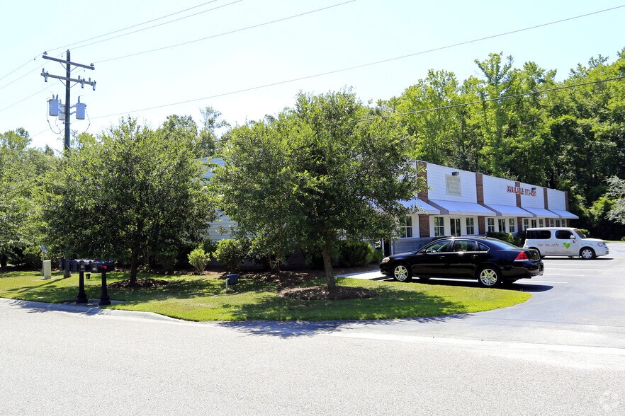 More Photos Of 100 Omalley Dr, Summerville Office For Sale