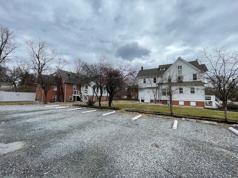 Primary Photo Of 7404 Rhode Island Ave, College Park Apartments For Sale