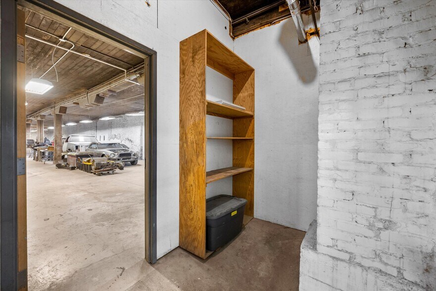 More Photos Of 1728 Sadler St, Sandusky Warehouse For Sale