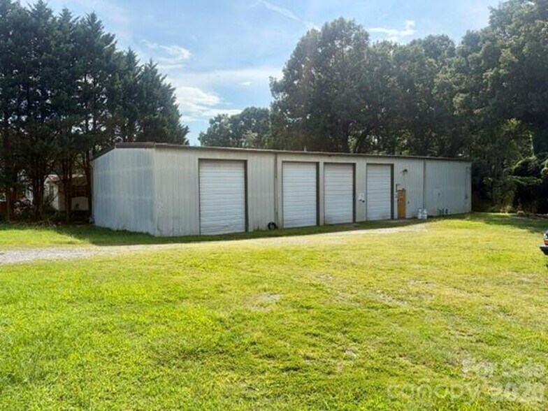 Primary Photo Of 4143 Duff Dr, Hudson Specialty For Sale