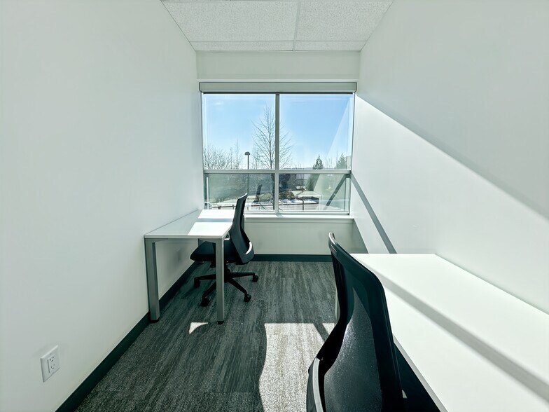 More Photos Of 5455-5477 152 St, Surrey Coworking Space