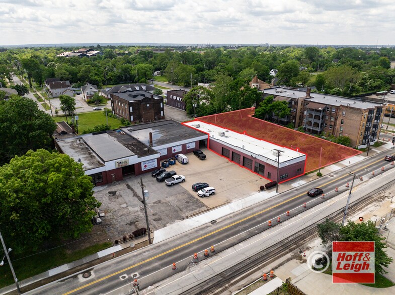 Primary Photo Of 7120 Carnegie Ave, Cleveland Service For Lease