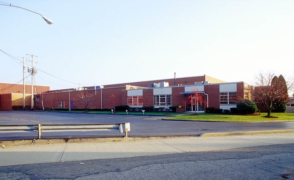 More Photos Of 4899 Commerce Pky, Warrensville Heights Warehouse For Sale