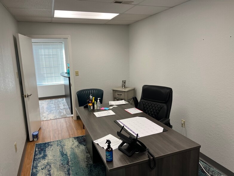 More Photos Of 841 E Main St, Spartanburg Office For Lease