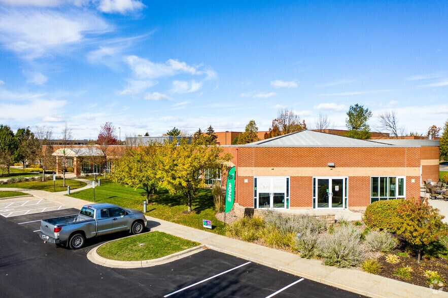 Primary Photo Of 4801 S Biltmore Ln, Madison Office For Sale