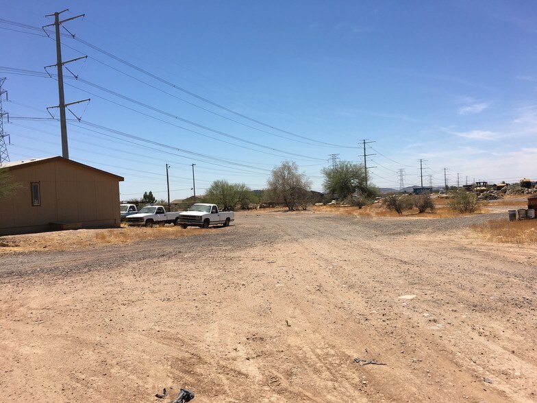 More Photos Of 24702 N 9th Ave, Phoenix Contractor Storage Yard For Sale