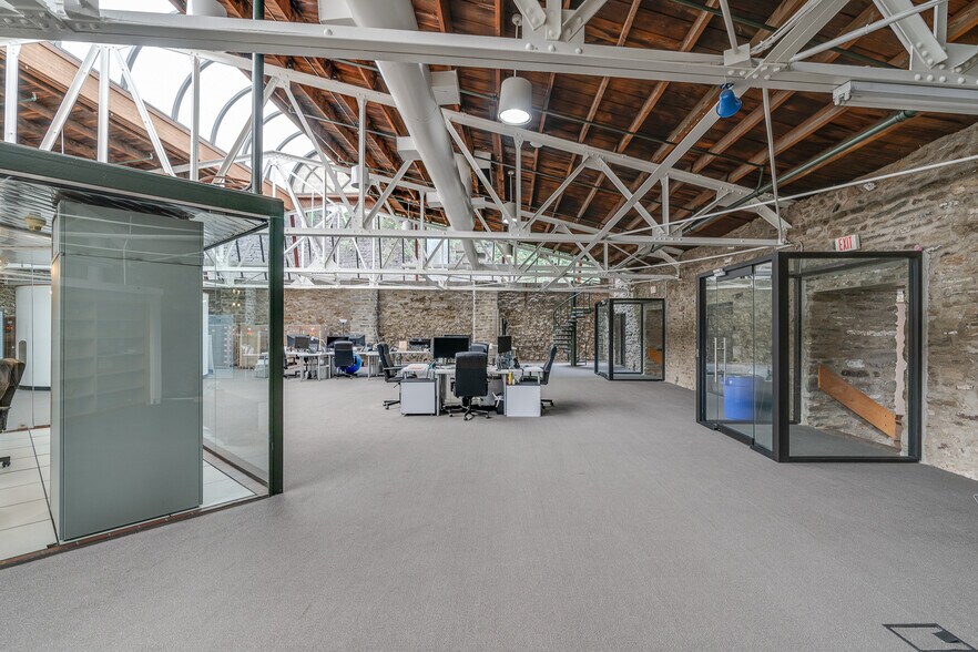More Photos Of 145 Greenwood Ave, Wyncote Loft Creative Space For Lease