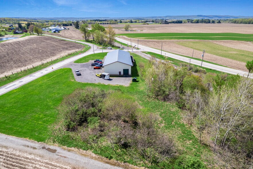 More Photos Of 13520 Currier Sardinia Rd, Chaffee Freestanding For Sale