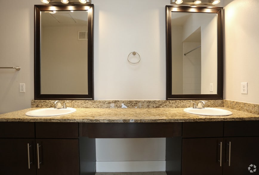 More Photos Of 4123 Cedar Springs Rd, Dallas Apartments For Lease