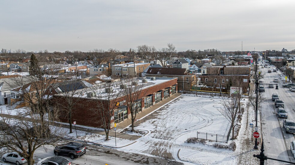 More Photos Of 2649 N Central Ave, Chicago Freestanding For Lease