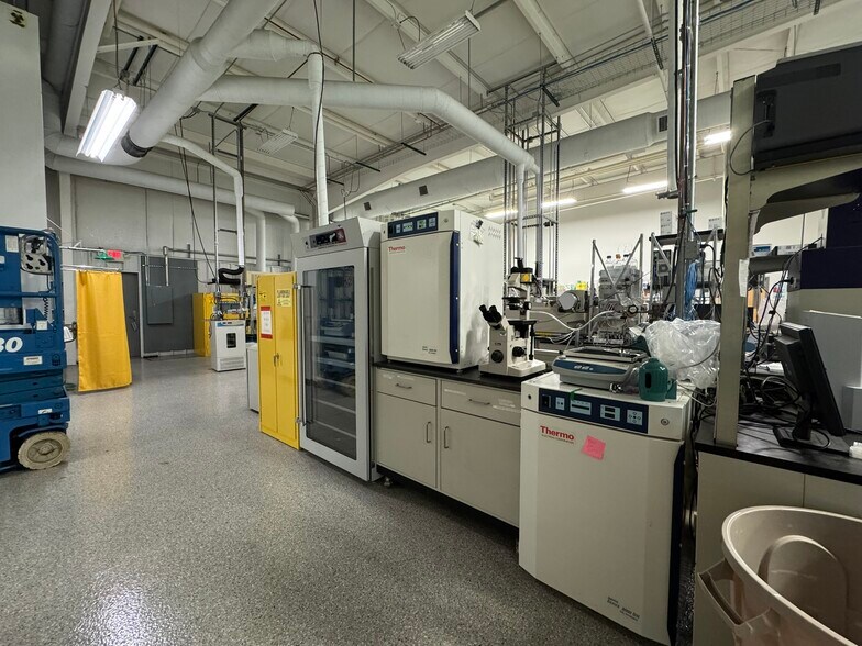 More Photos Of 6710 Quality Way, Portage Research And Development For Sale
