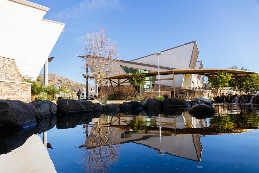 More Photos Of 26767 Agoura Rd, Calabasas Unknown For Lease