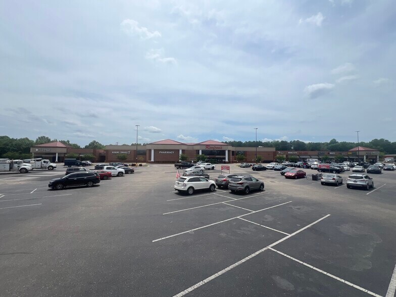 More Photos Of 9168 Eastchase Pky, Montgomery Unknown For Lease