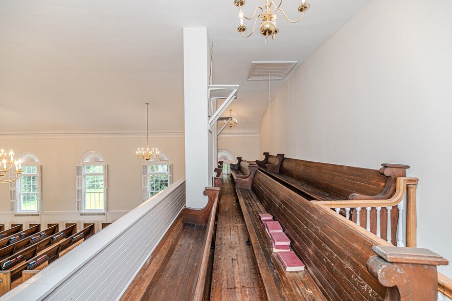 More Photos Of 211 Main st, Broadway Religious Facility For Sale