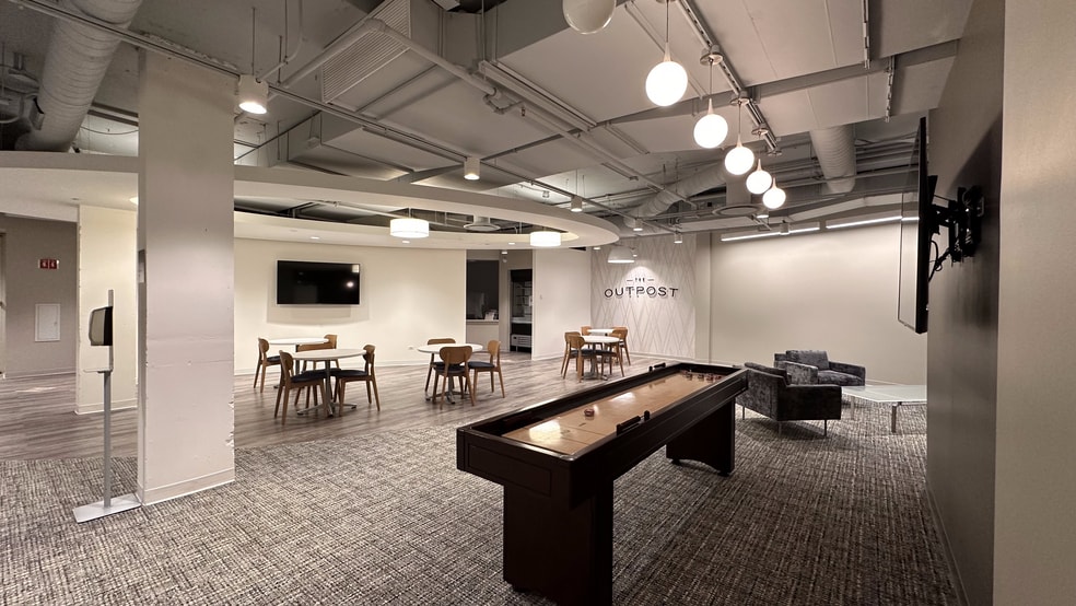 More Photos Of 1751 Lake Cook Rd, Deerfield Office For Lease