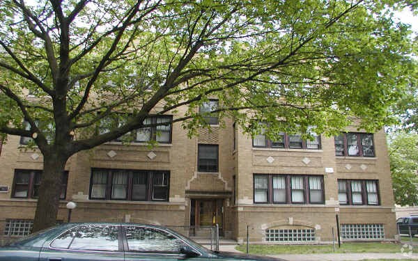 More Photos Of , Chicago Multifamily For Sale