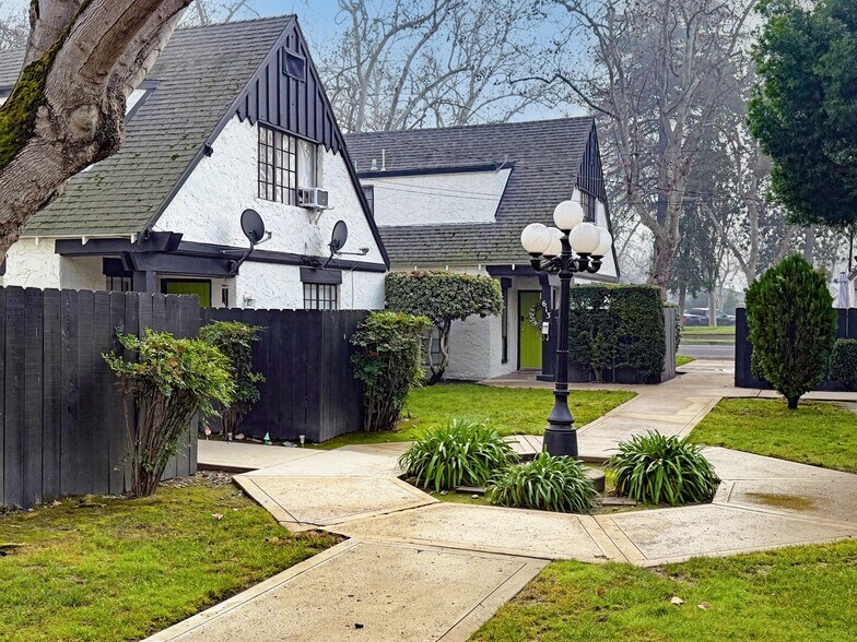 More Photos Of 607 E Marshall St, Turlock Apartments For Sale