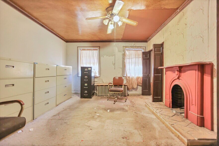 More Photos Of 3900 Noe Bixby Rd, Columbus Storefront Retail Residential For Sale