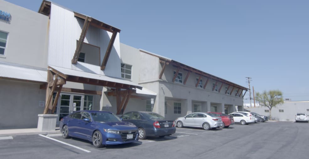 More Photos Of 901 W Alameda Ave, Burbank Loft Creative Space For Lease