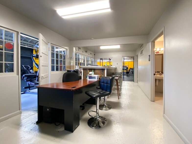 More Photos Of 2515 Seminary Ave, Oakland Health Club For Sale