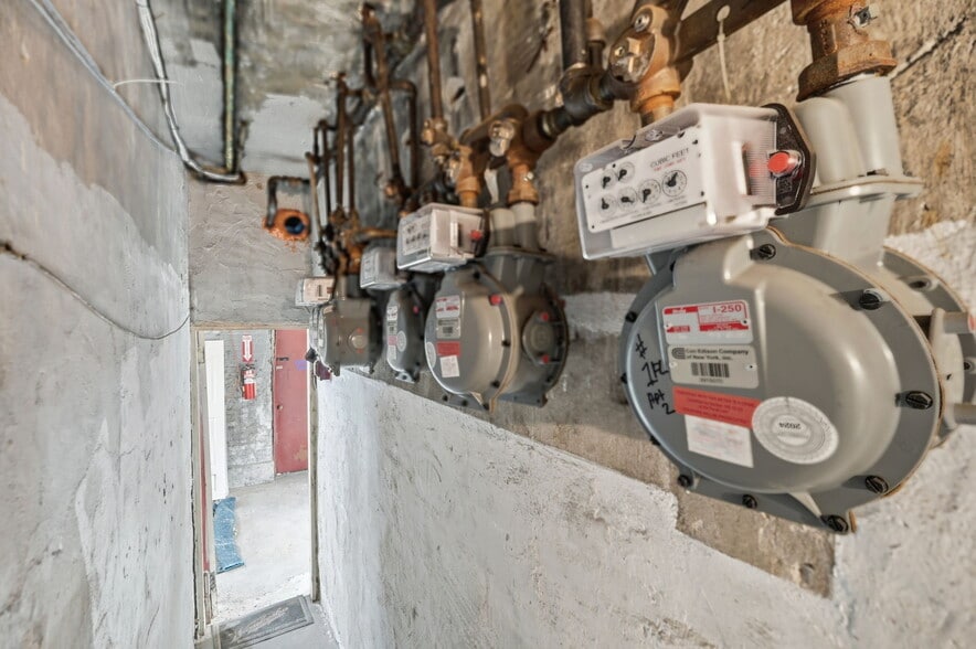 More Photos Of 3910 Seton Ave, Bronx Apartments For Sale