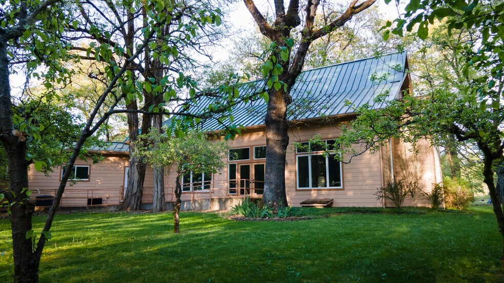 More Photos Of 459 Galice Rd, Merlin Religious Facility For Sale