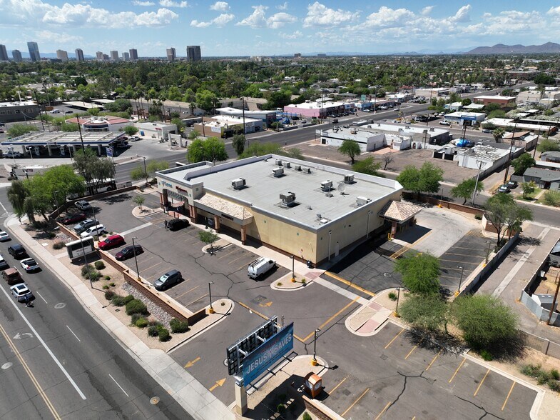 More Photos Of 1602 E Thomas Rd, Phoenix Drugstore For Sale