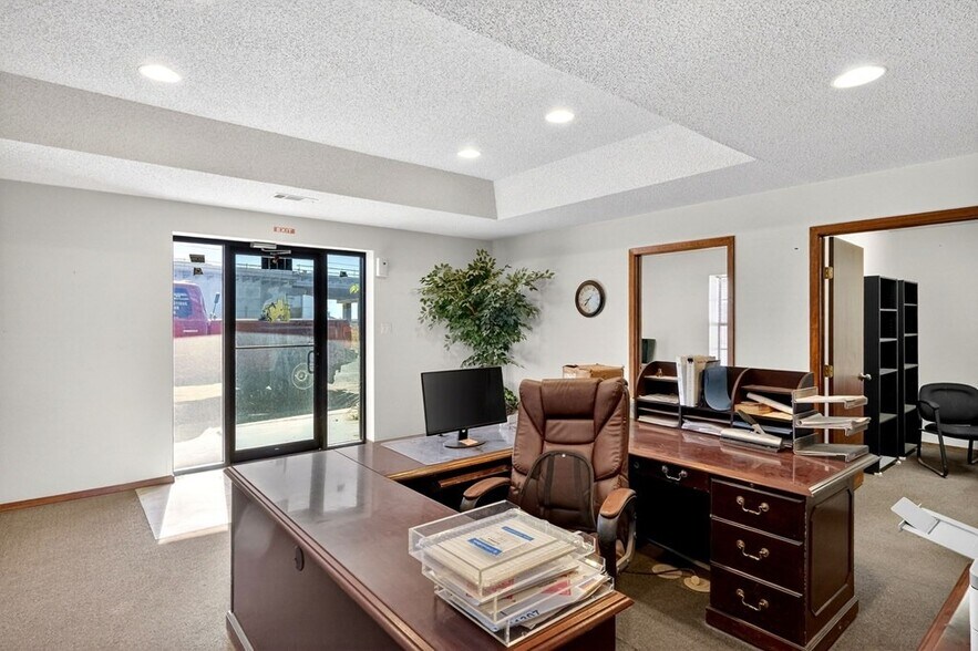 More Photos Of 8316 W I-20, Midland Warehouse For Sale