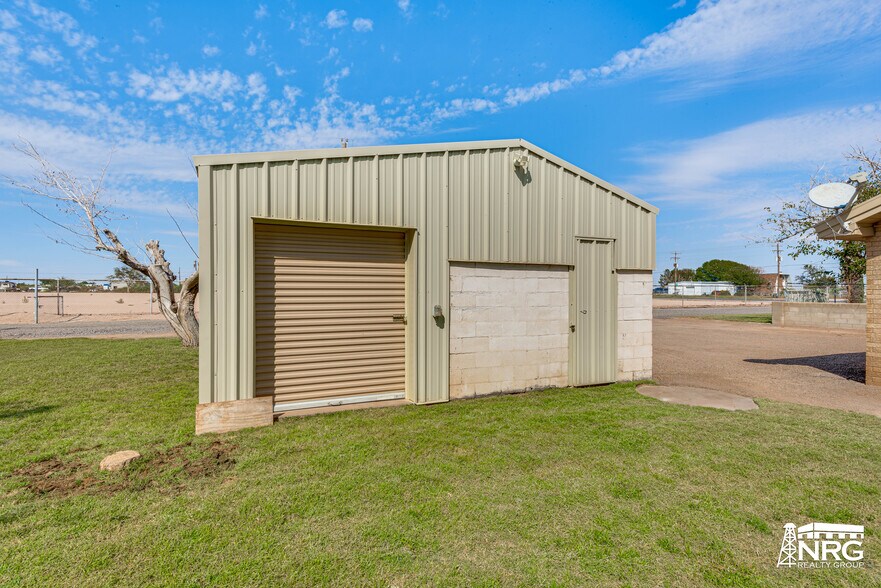 More Photos Of 5100 FM 715, Midland Warehouse For Sale
