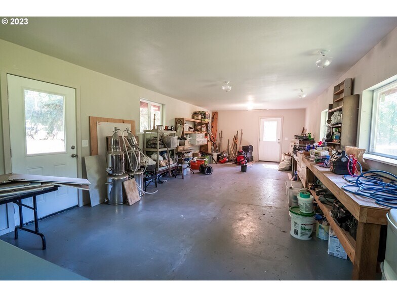 More Photos Of 18624 Highway 36, Blachly Land For Sale