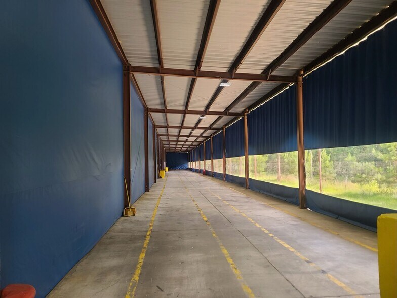 More Photos Of 741 Wellman Rd, Darlington Warehouse For Lease