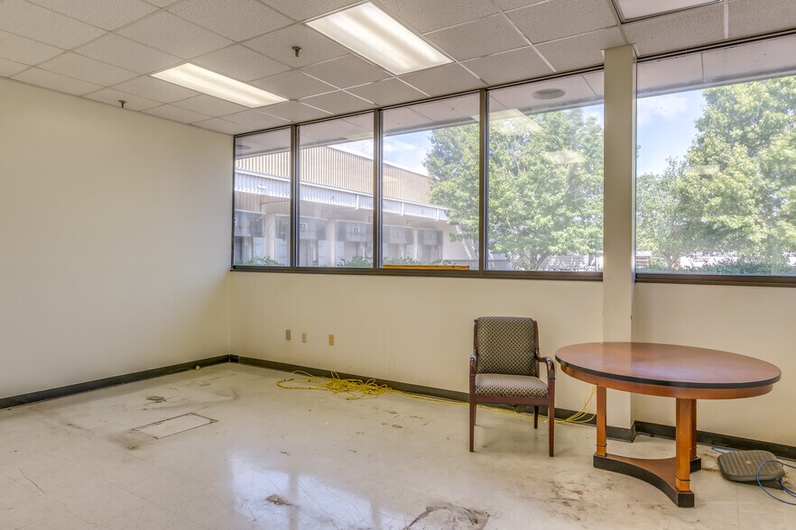 More Photos Of 1870 Highway 22 W, Alexander City Warehouse For Lease