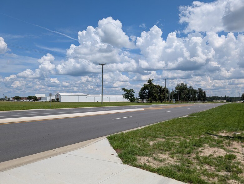 More Photos Of 1514 Old Clyattville Rd, Valdosta Land For Sale