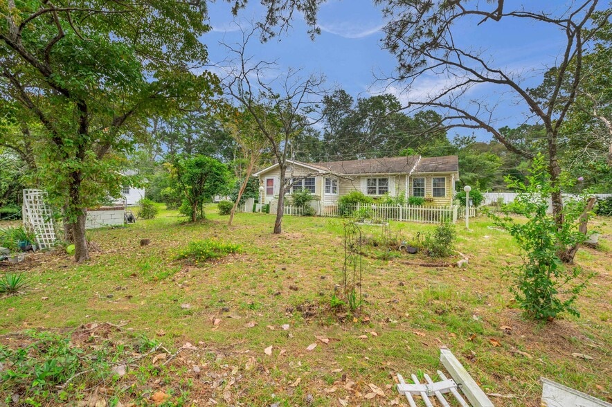 More Photos Of 100 Williams Love Grove Ch Rd, Hampstead Office For Sale