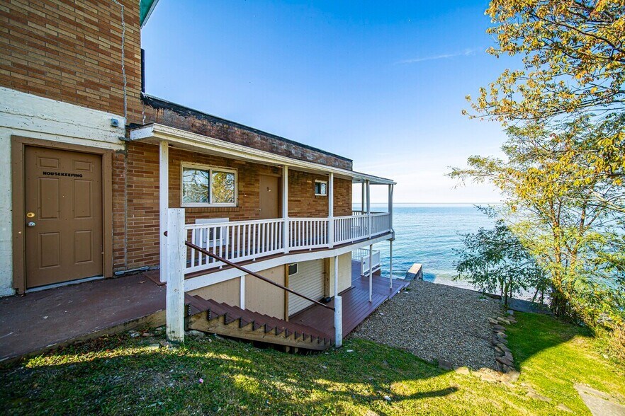 More Photos Of 5225 Old Lake Rd, Geneva Hotel For Sale