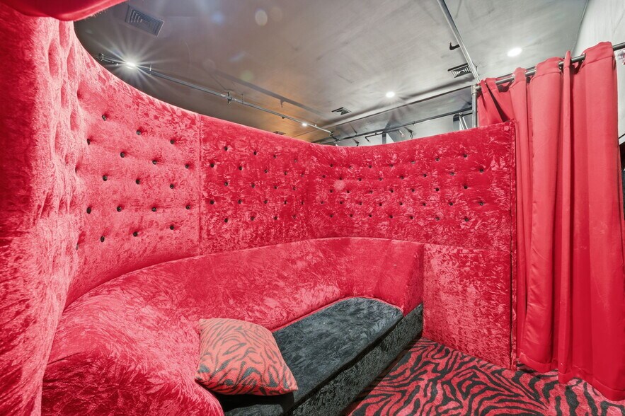 More Photos Of 238 Highway 34, Old Bridge Storefront Retail Residential For Sale