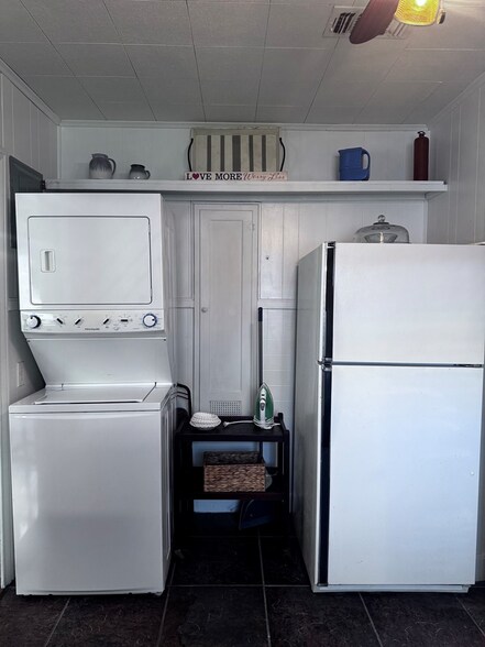 More Photos Of 3021 Avenue F, Bay City Multifamily For Sale
