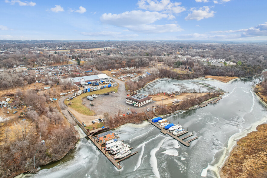 Primary Photo Of 388 W 9th Ave, Saint Paul Park Restaurant For Sale