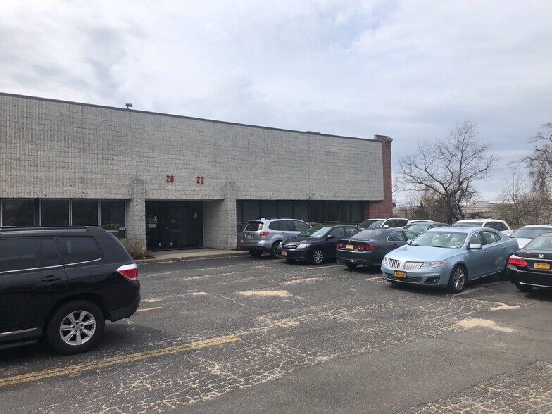 Primary Photo Of 10-22 Dubon Ct, Farmingdale Industrial For Lease