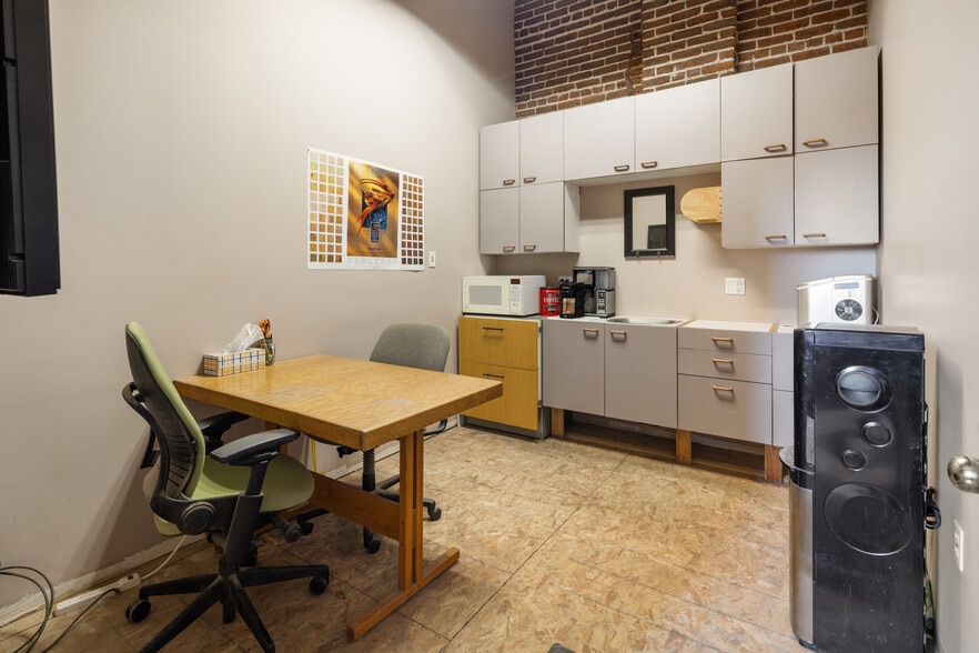More Photos Of 800 W 8th Ave, Denver Loft Creative Space For Sale