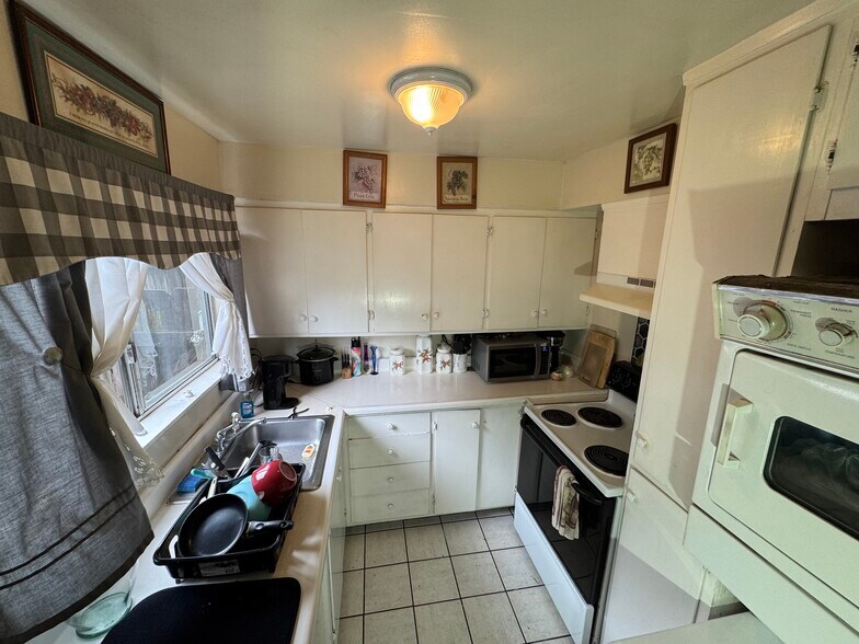 More Photos Of 7530 Church St, Gilroy Apartments For Sale