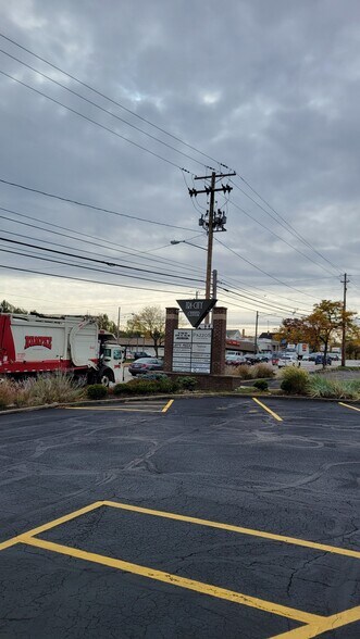 More Photos Of 7862-7894 Broadview Rd, Parma Unknown For Sale