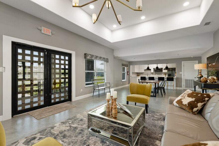 More Photos Of 715 N Medford Rd, Brownsville Lodge Meeting Hall For Lease