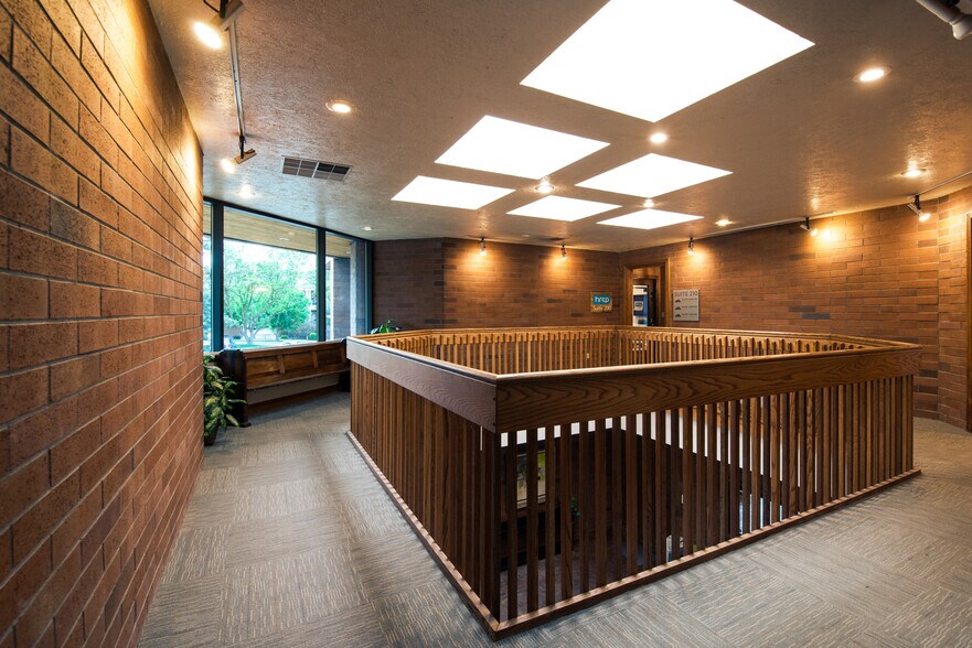 More Photos Of 2696 N University Ave, Provo Office For Lease