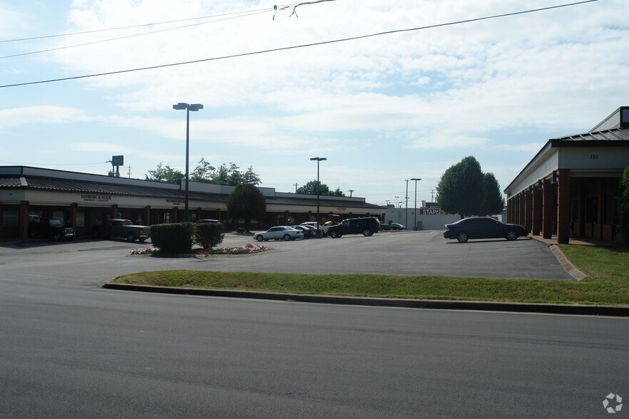More Photos Of 110 Glancy St, Goodlettsville Medical For Lease